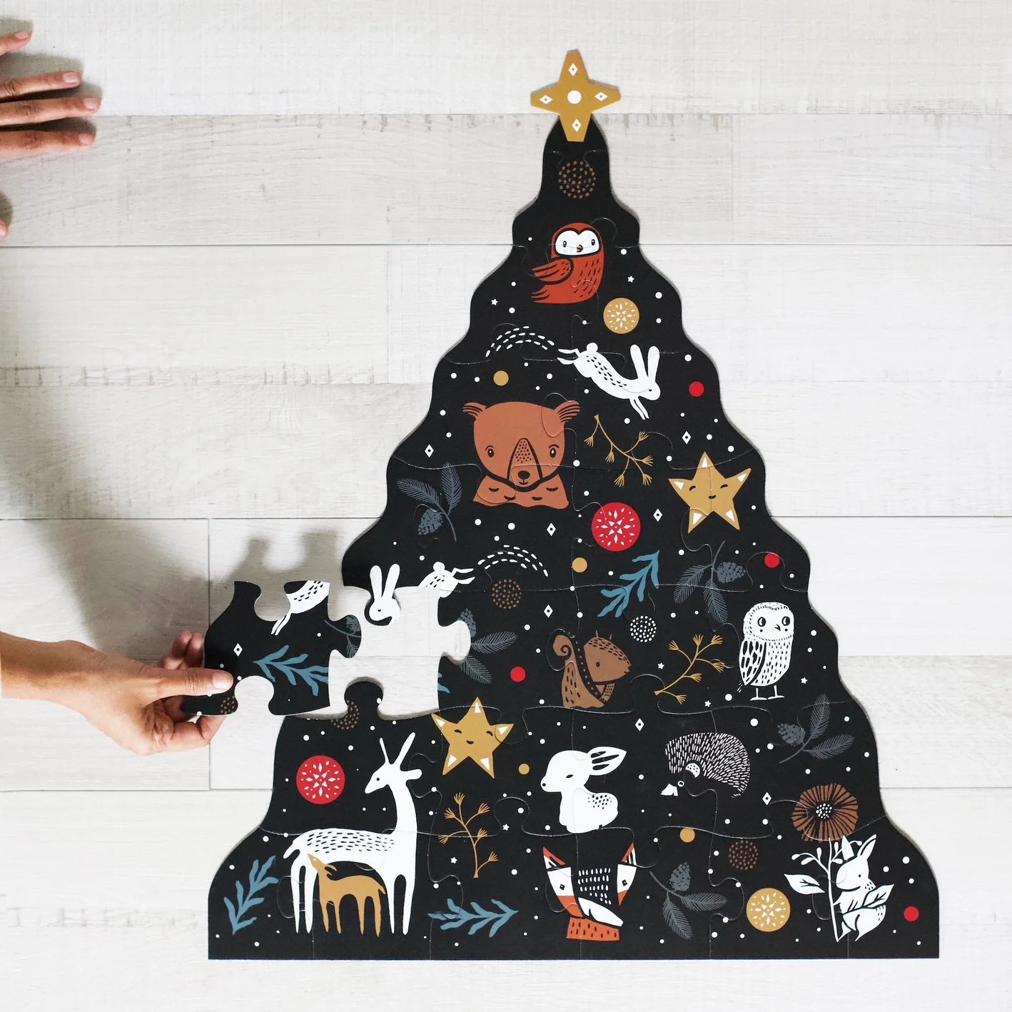 Christmas Tree: 24-Piece Floor Puzzle - Image 5