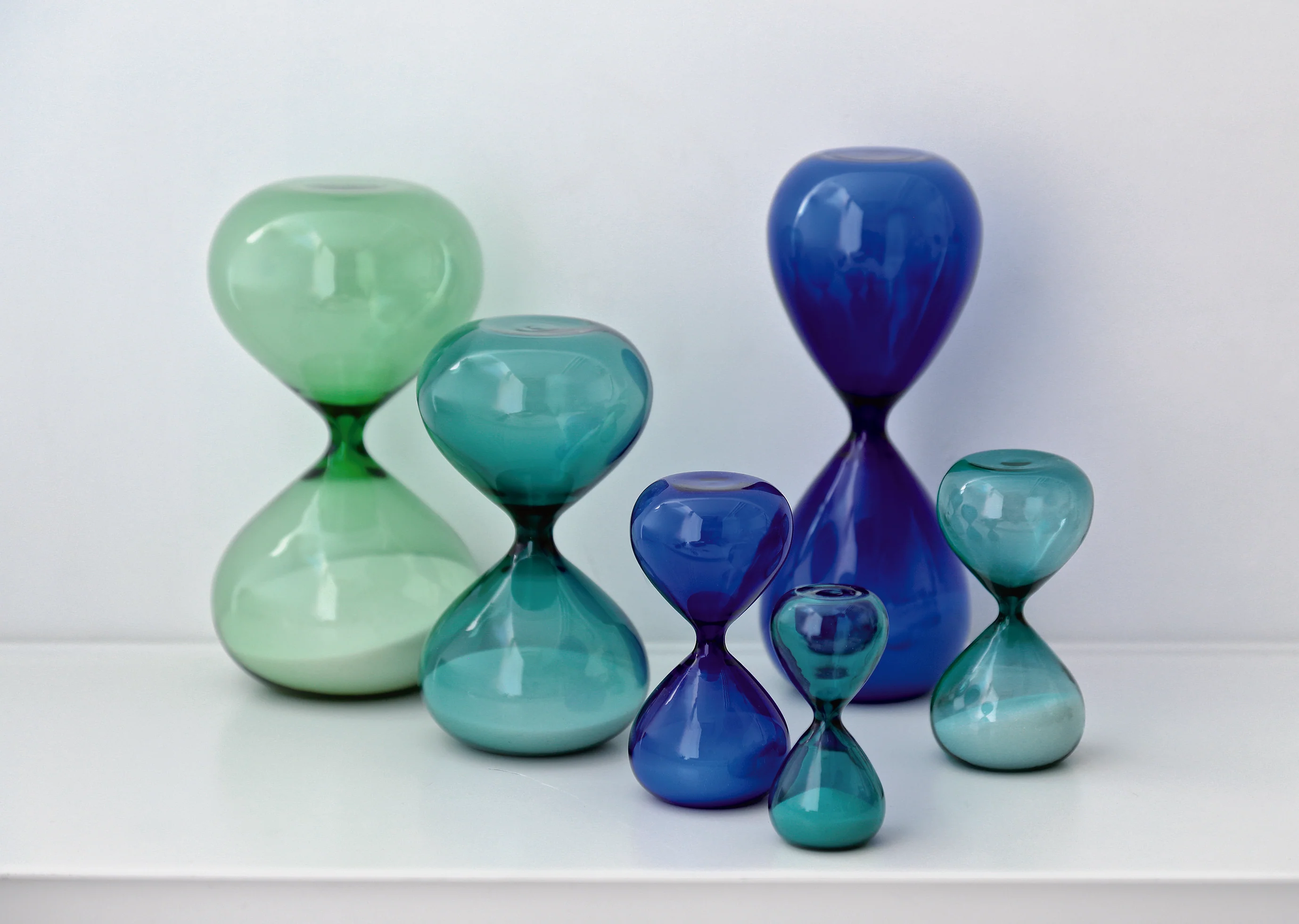 Hourglass - Image 10
