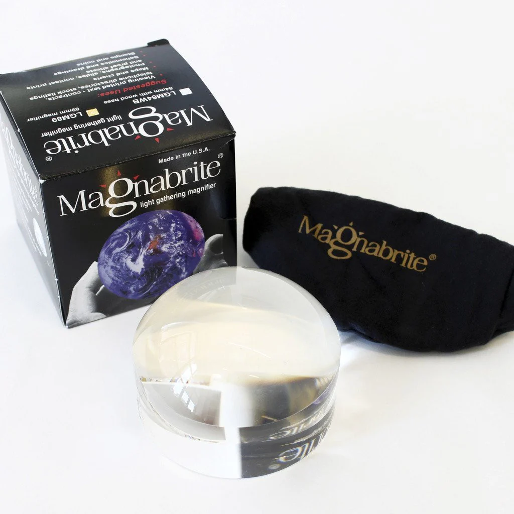 Light-Gathering Magnifier - Image 3