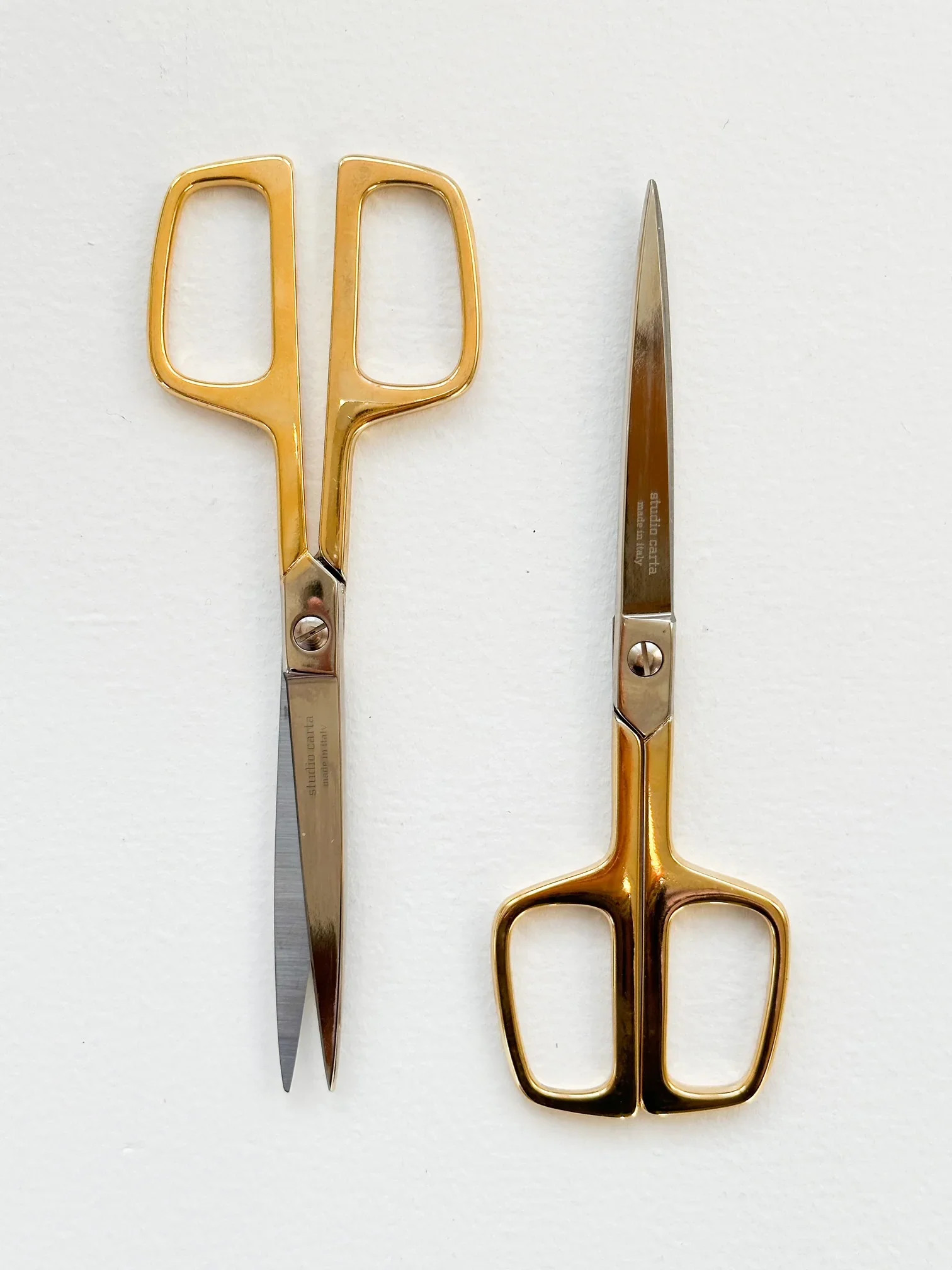 Paper Scissors - Image 2